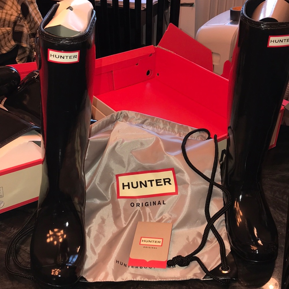 BNIB Women’s Original Tour Gloss  tall boots